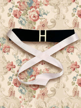 Load image into Gallery viewer, Velvet Choker Personalised ‘H’
