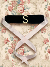 Load image into Gallery viewer, Velvet Choker Personalised ‘S’
